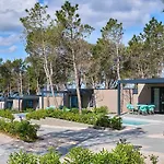 פארק נופש Aminess Style Avalona Glamping & Homes פובליאנה