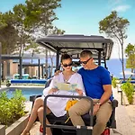 Aminess Style Avalona Glamping & Homes פארק נופש פובליאנה