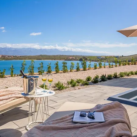 Aminess Style Glamping & Homes Avalona Povljana