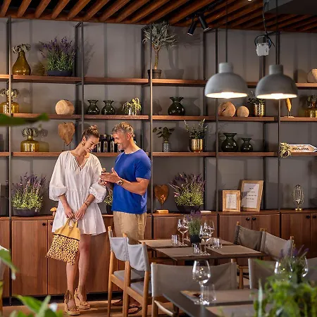 Üdülőpark Aminess Style Glamping & Homes Avalona 5*