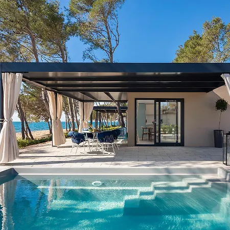Vakantiepark Aminess Style Avalona Glamping & Homes 5*