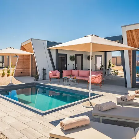 منتزه العطل Aminess Style Avalona Glamping & Homes