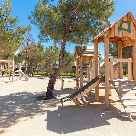 Aminess Style Avalona Glamping & Homes Village de vacances 5*