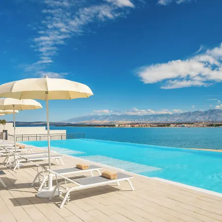 Aminess Style Avalona Glamping & Homes Village de vacances