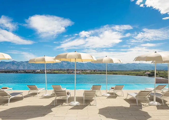 Aminess Style Avalona Glamping & Homes بوفليانا