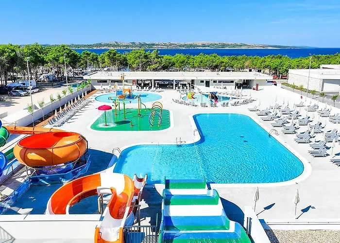 Aminess Style Avalona Glamping & Homes 5* بوفليانا