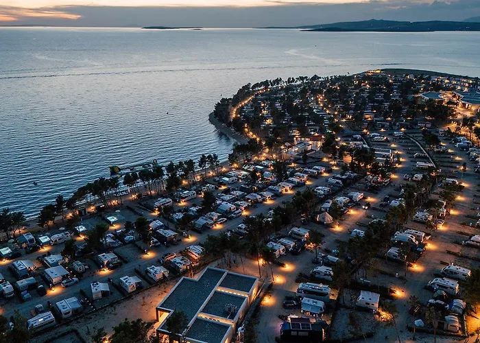 Aminess Style Avalona Glamping & Homes منتزه العطل