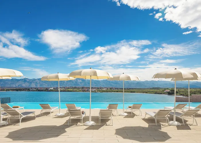 منتزه العطل Aminess Style Avalona Glamping & Homes