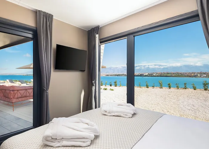 منتزه العطل Aminess Style Avalona Glamping & Homes بوفليانا