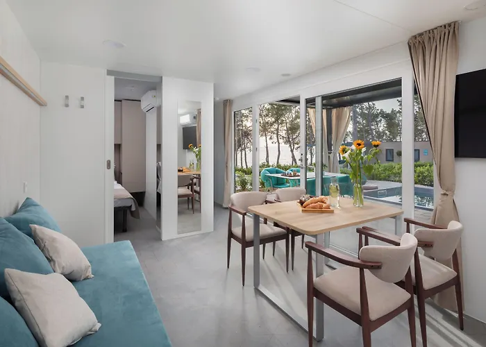 Aminess Style Avalona Glamping & Homes منتزه العطل