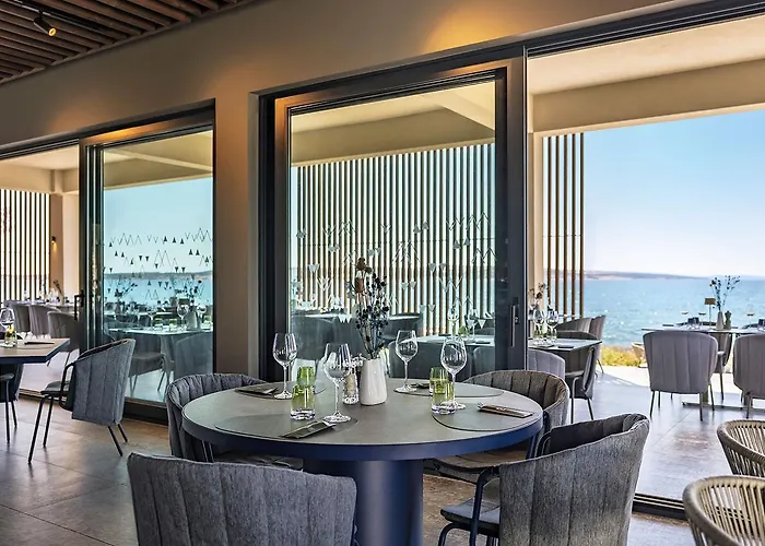 Aminess Style Avalona Glamping & Homes 5* بوفليانا