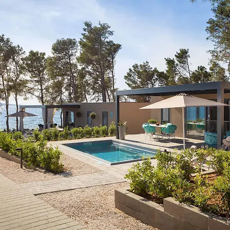Aminess Style Glamping & Homes Avalona