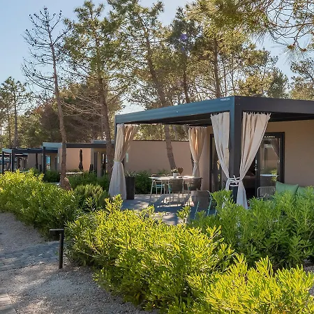 Aminess Style Glamping & Homes Avalona 5* Povljana